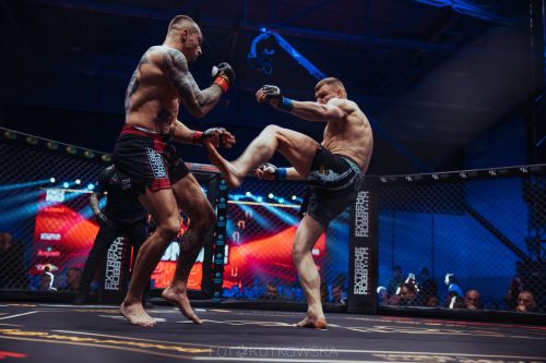 MMA Team Giżycko – Fight Club podczas walki zawodowej Babilon MMA 51  | 2025